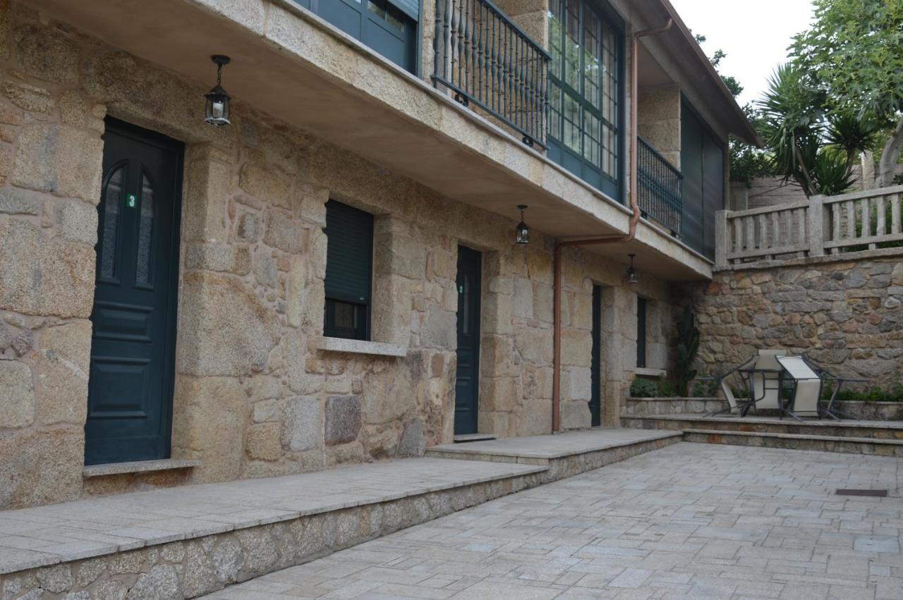 O Castro Apartamentos กัมบาโดส ภายนอก รูปภาพ