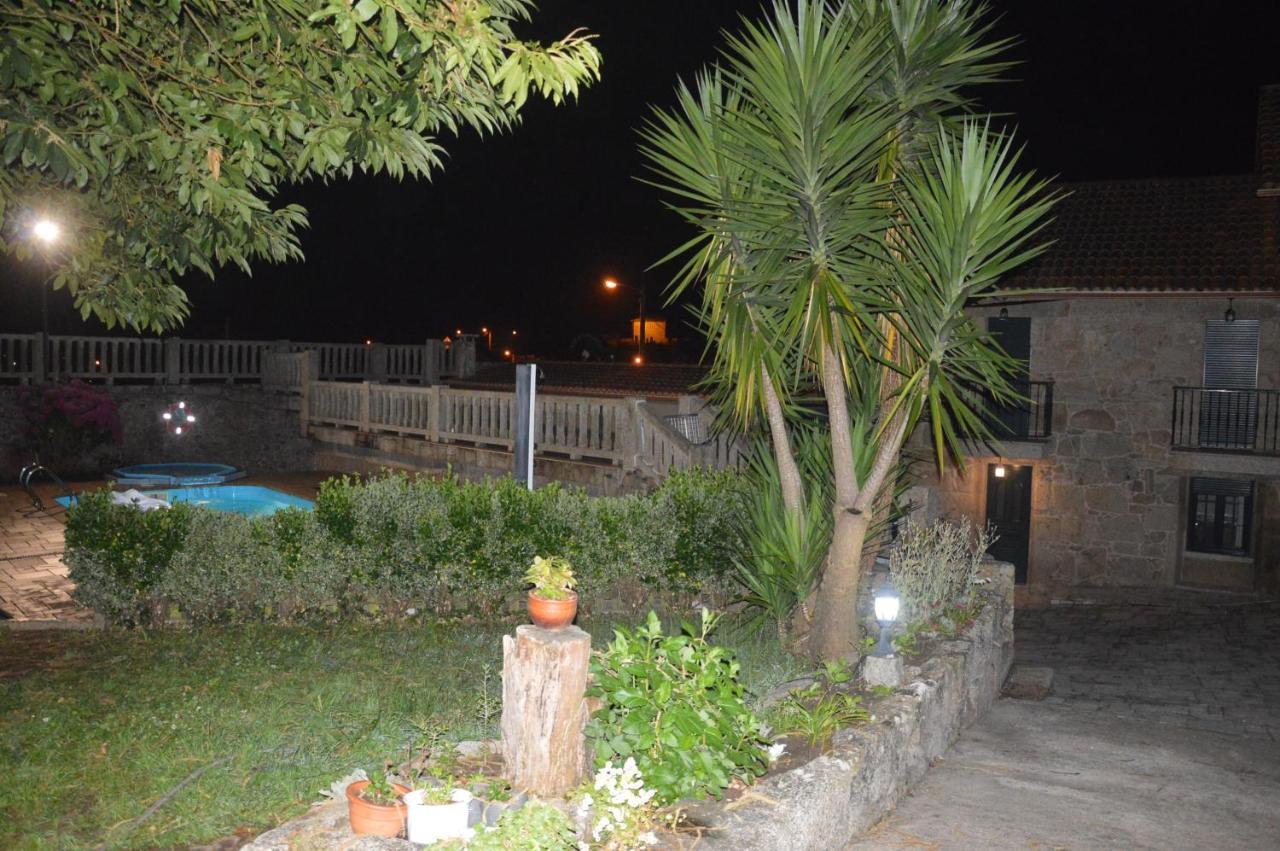 O Castro Apartamentos กัมบาโดส ภายนอก รูปภาพ