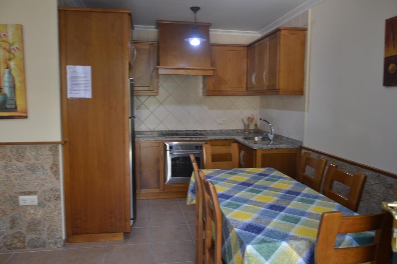 O Castro Apartamentos กัมบาโดส ภายนอก รูปภาพ